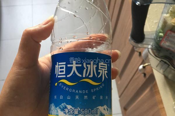 香梨芹菜汁的做法图解6