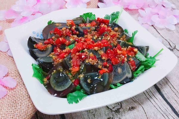 香菜拌皮蛋的做法图解9