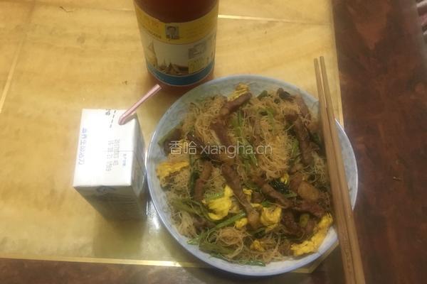 笨鸡蛋黑椒牛肉炒福建米粉的做法图解11