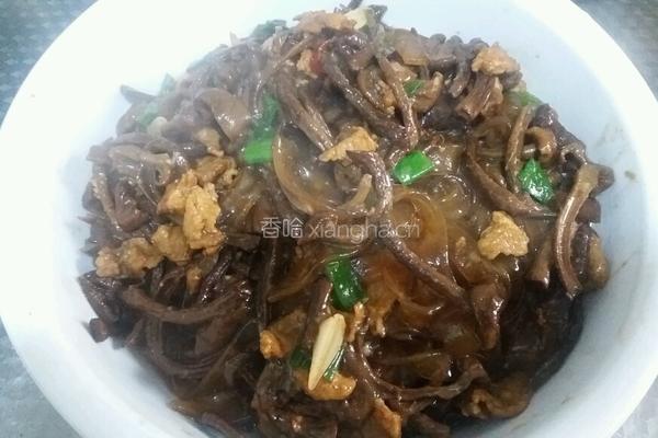 榛蘑炖粉条的做法图解5