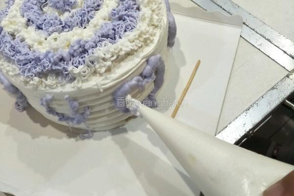 棒棒糖蛋糕裱花的做法图解5