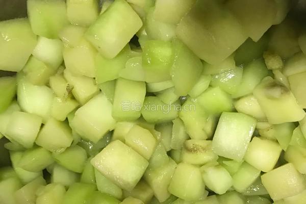 茄子肉丁面的做法图解2