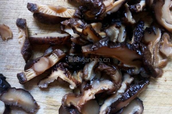 香菇鸡蛋羹的做法图解3