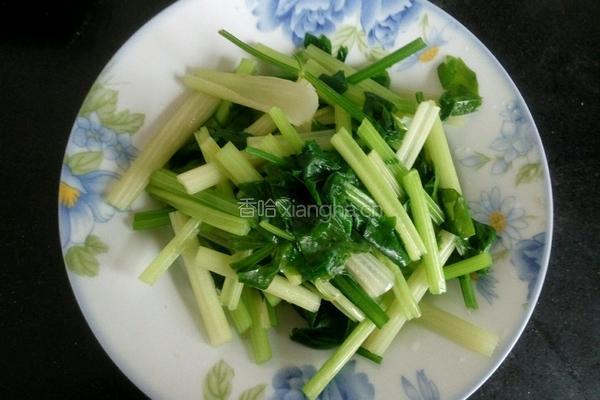 土豆丝炒芹菜的做法图解8