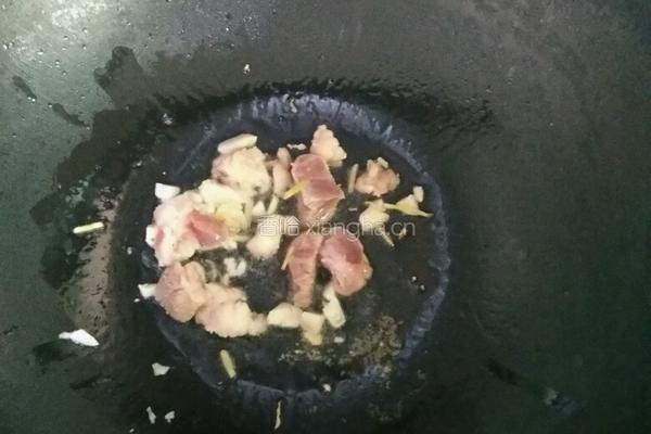 土豆炖青豆的做法图解2