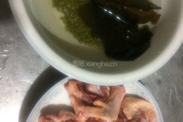 海带绿豆老鸭汤的做法图解1