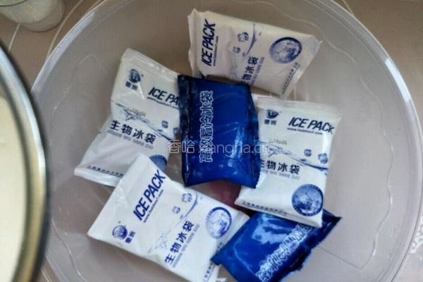 自制水果生日蛋糕的做法图解4