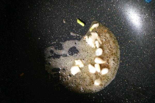 排骨酱炒牛肉的做法图解3