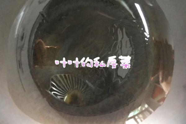 八角丝瓜炒肉的做法图解3
