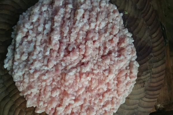 芹菜猪肉饺的做法图解3