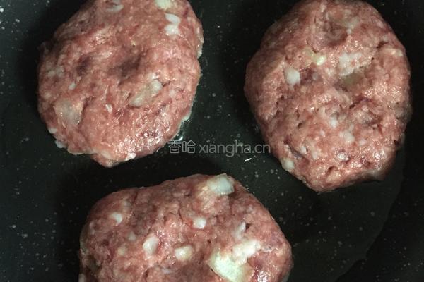自制汉堡包肉饼胚的做法图解4
