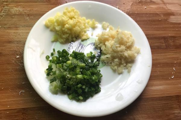 牛肉焖豆腐的做法图解3