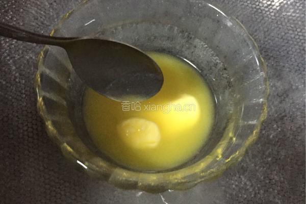 榴莲千层蛋糕的做法图解3