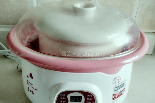 薏豆芡实莲子粥的做法图解5