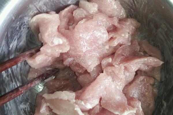 肉炒蒜薹的做法图解1
