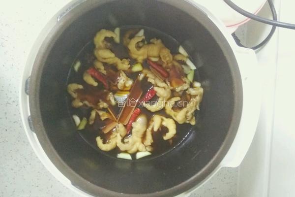 蒜香无骨鸡爪的做法图解4