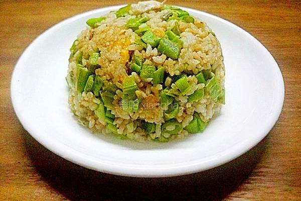 豆角咸鸭蛋炒饭的做法图解12