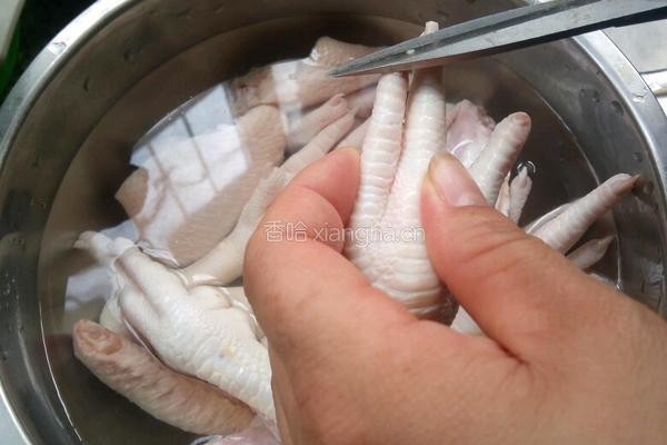 柠檬酸爽泡翅爪的做法图解1