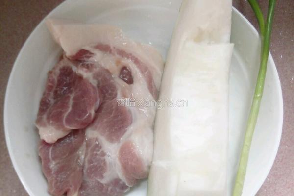 肉丸冬瓜汤的做法图解1