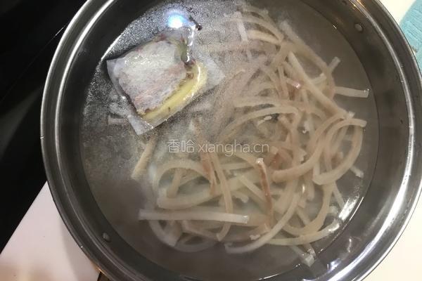 自制肉皮冻的做法图解3