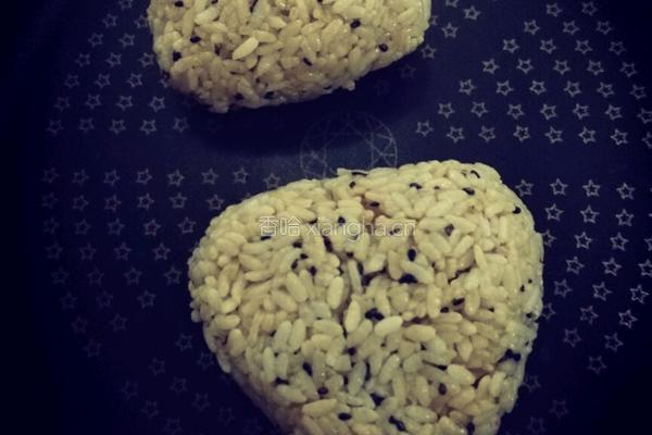 香煎饭团配口蘑油菜的做法图解4