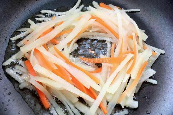 土豆丝鸡蛋饼的做法图解8