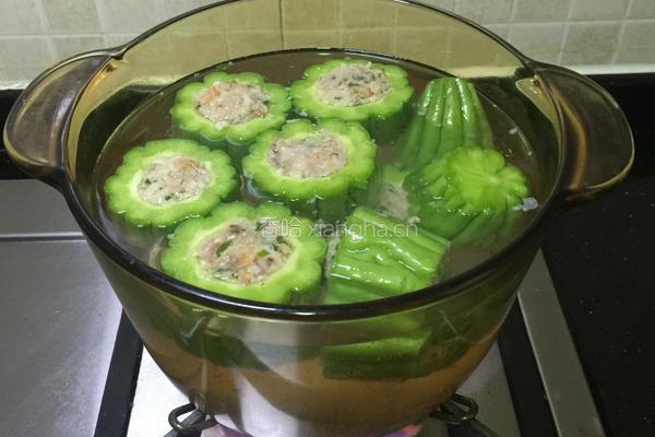 苦瓜酿煲汤（夏日消暑汤）的做法图解7