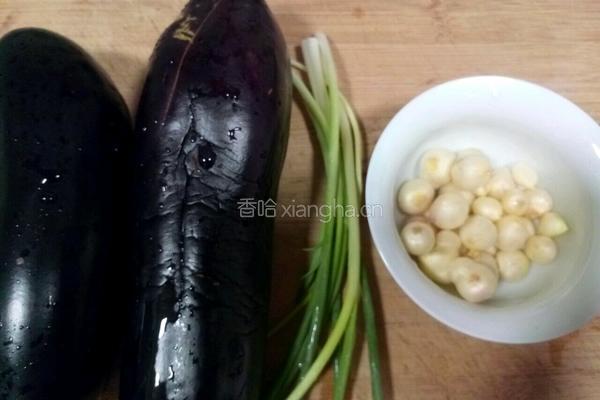 苦蕌烧茄子的做法图解1