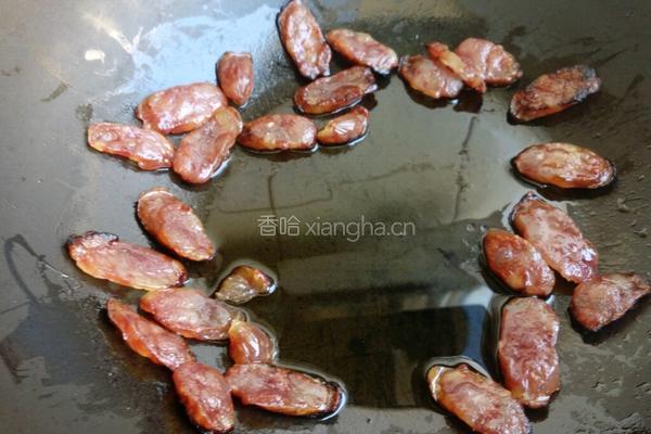 尖椒土豆片炒腊肠的做法图解3
