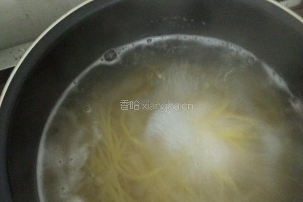 中式杂酱意面的做法图解6