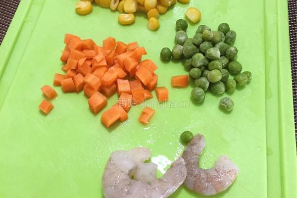 什锦蛋炒饭的做法图解2