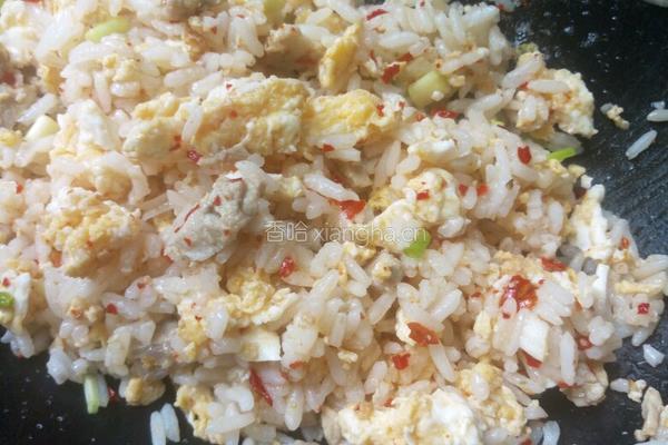 鸡蛋肉块炒饭的做法图解6