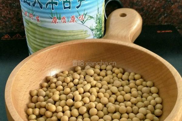 苦笋筒骨汤的做法图解1