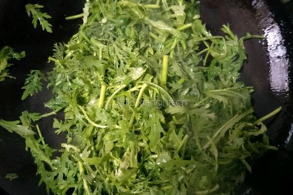 茼蒿豆腐的做法图解5