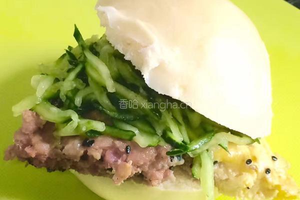 馒头夹肉饼