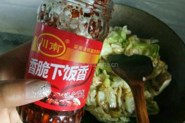 爆炒手撕圆白菜的做法图解4