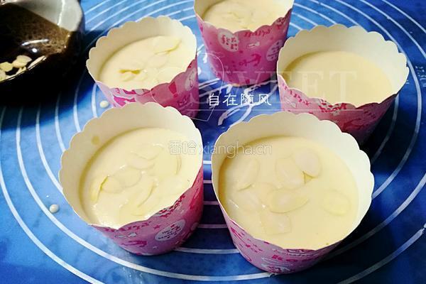 纸杯蛋糕的做法图解6