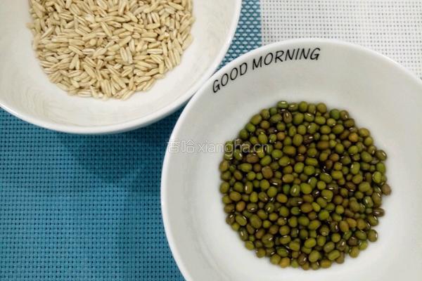 绿豆燕麦甜汤的做法图解1
