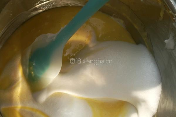 戚风蛋糕的做法图解8
