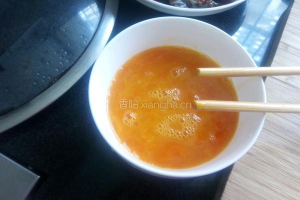 鲜虾仁火腿特色蛋炒饭的做法图解1