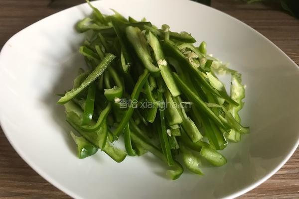 青椒炒马齿苋的做法图解3