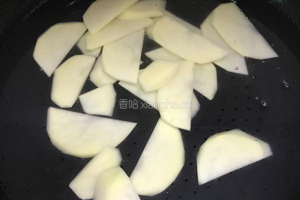 洋葱素土豆的做法图解3