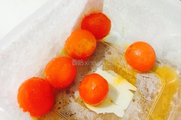 冬瓜咸蛋汤的做法图解2
