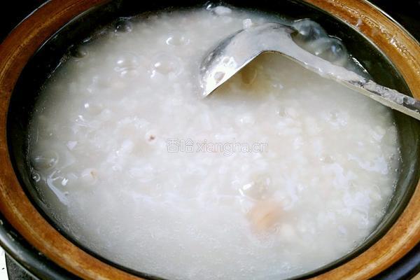 薏仁米花生粥的做法图解7