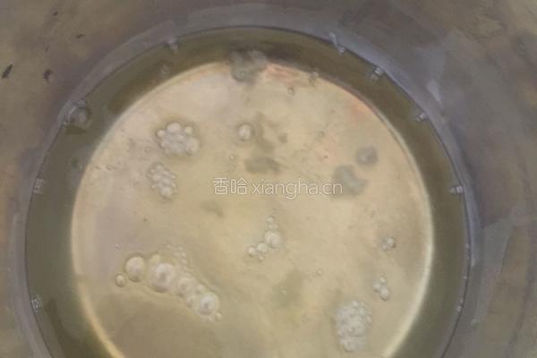 松软纸杯蛋糕（初试）的做法图解2