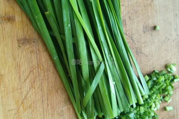 电饼铛 锅贴的做法图解1