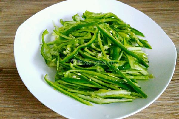 青椒肉丝的做法图解3