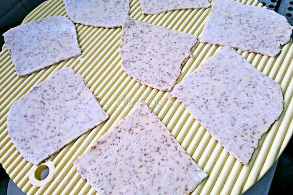 黄豆芝麻卷饼的做法图解8