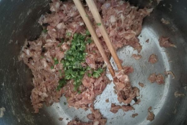 猪肉四季豆饺子的做法图解6