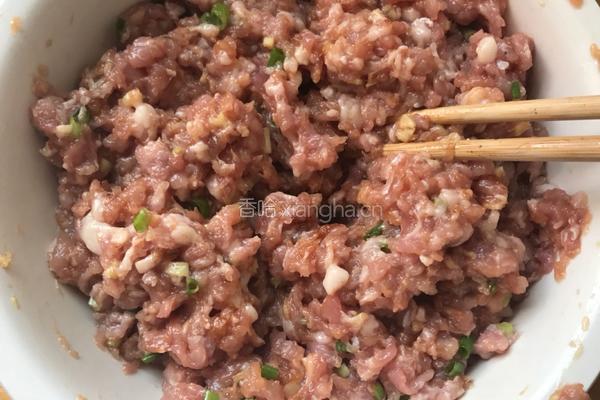 韭菜馅馄饨的做法图解1